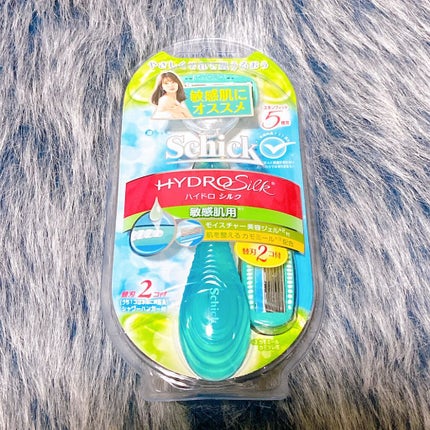 ハイドロシルク 敏感肌用 ホルダー (刃付き+替刃1コ)/ハイドロシルク/シェーバーを使ったクチコミ(1枚目)