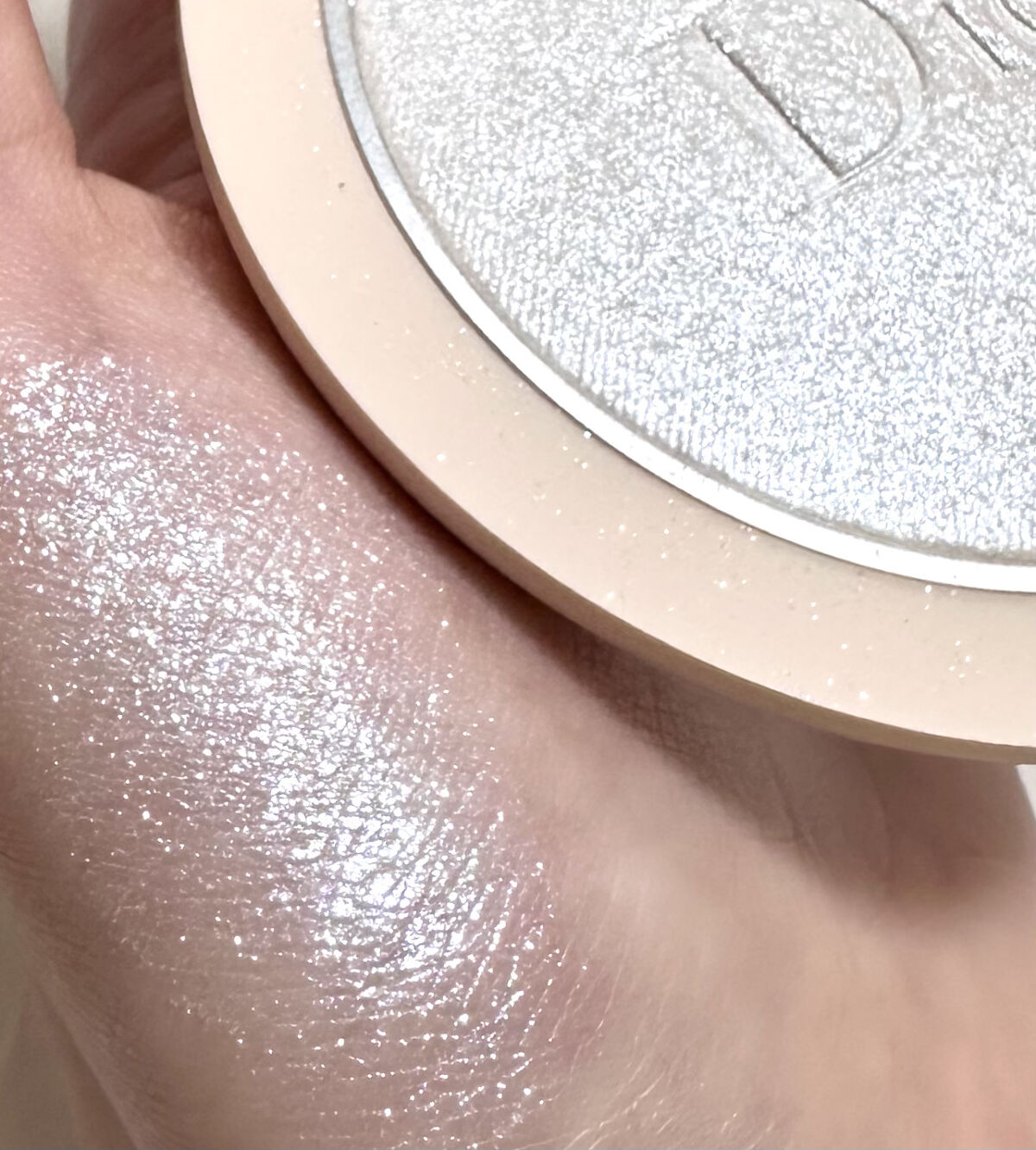 ディオールスキン フォーエヴァー クチュール ルミナイザー/Dior/プレストパウダーを使ったクチコミ（1枚目）