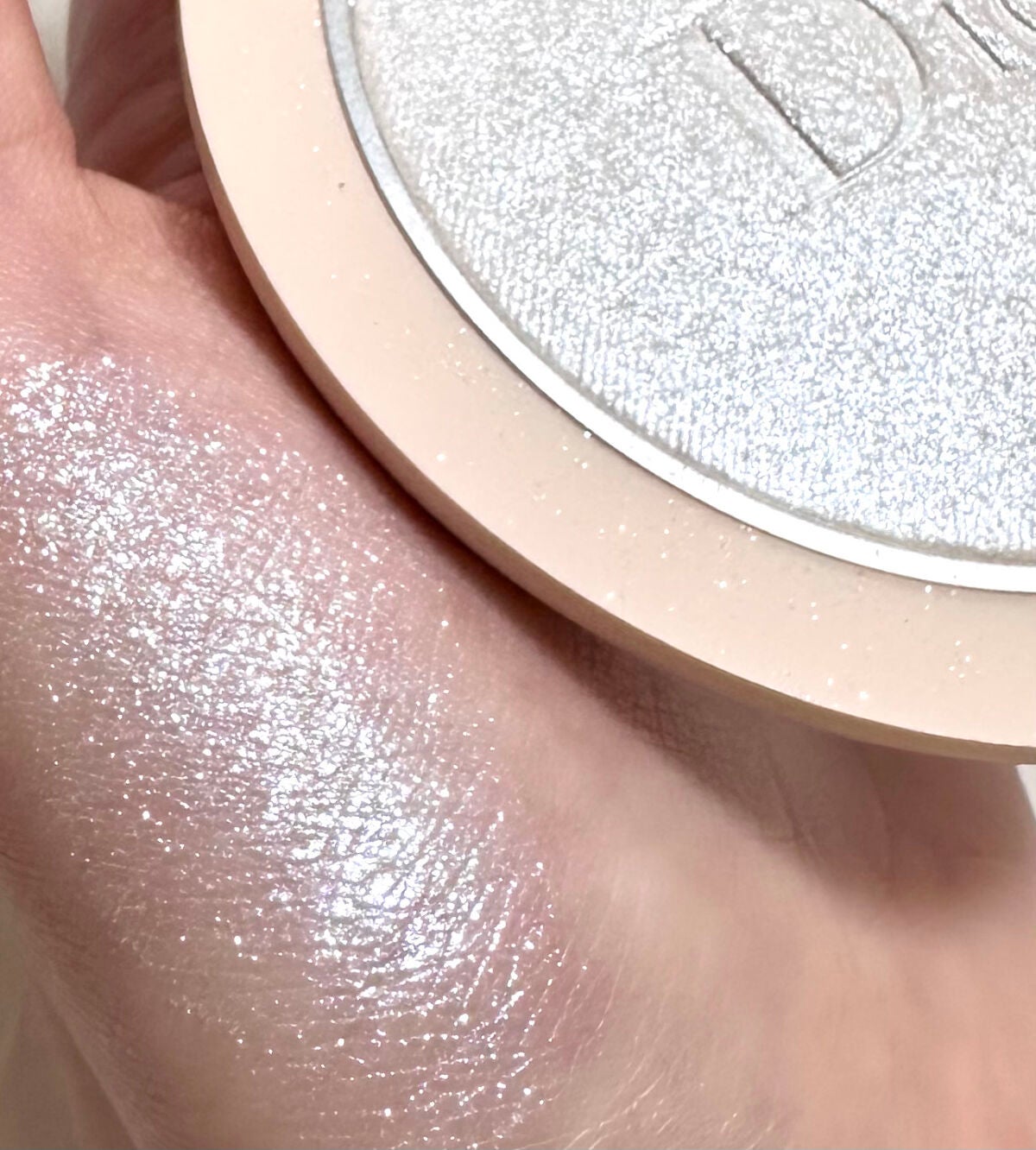 ディオールスキン フォーエヴァー クチュール ルミナイザー/Dior/プレストパウダーを使ったクチコミ(1枚目)