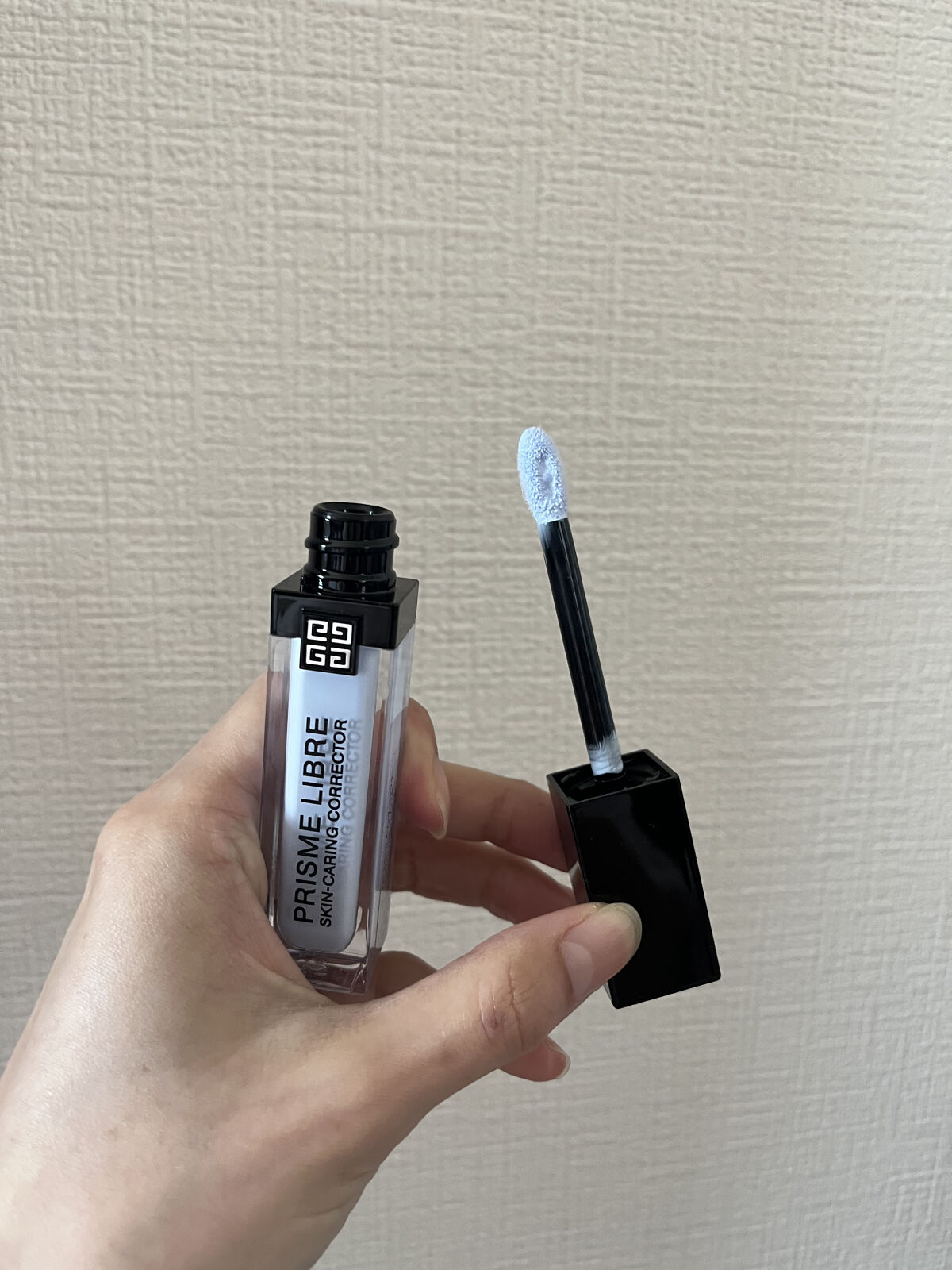 プリズム・リーブル・スキンケアリング・コレクター/GIVENCHY/化粧下地を使ったクチコミ（2枚目）