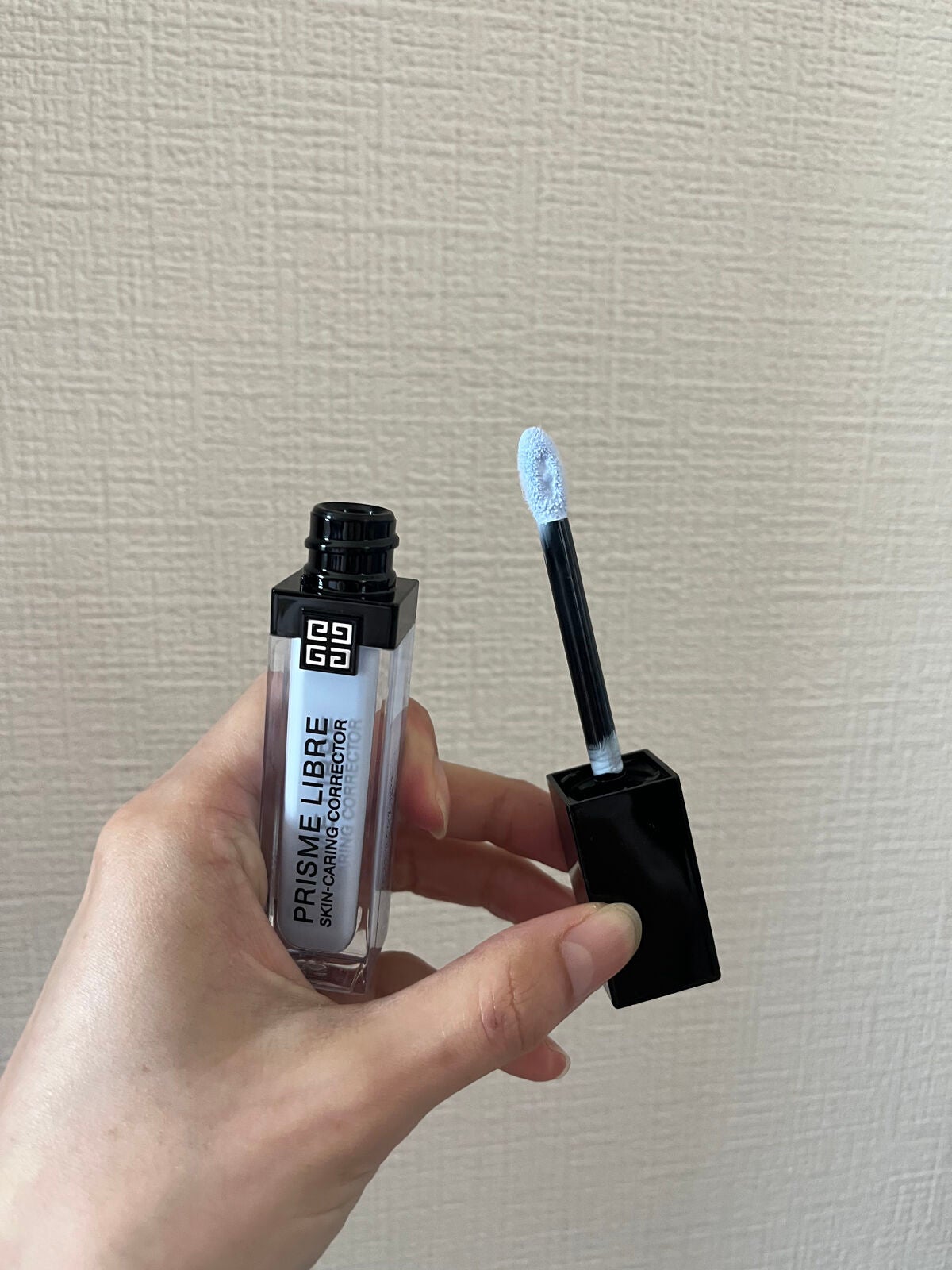 プリズム・リーブル・スキンケアリング・コレクター/GIVENCHY/化粧下地を使ったクチコミ(2枚目)