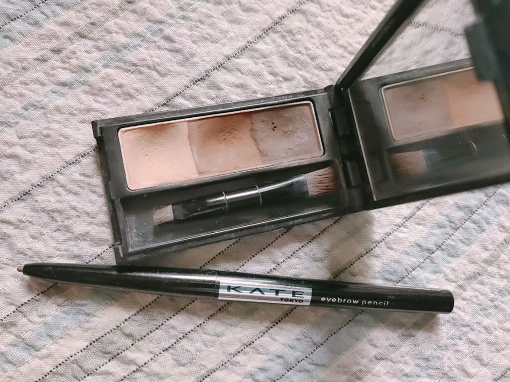 ケイト デザイニングアイブロウ3D/KATE/パウダーアイブロウを使ったクチコミ（1枚目）