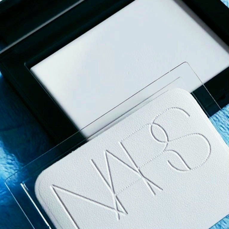 ライトリフレクティングセッティングパウダー プレスト N/NARS/プレストパウダーを使ったクチコミ(3枚目)