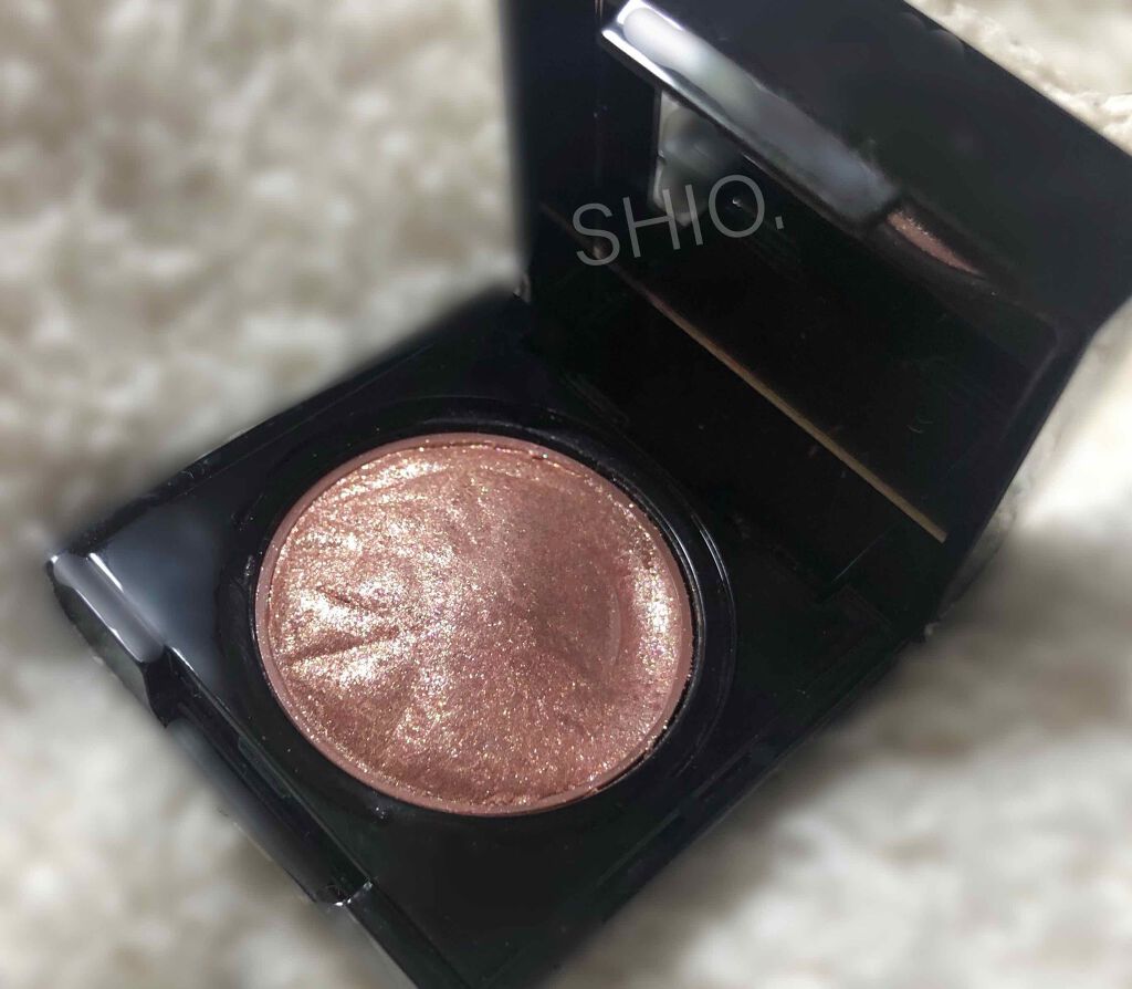 プリズム エアー シャドウ/CLIO/単色アイシャドウを使ったクチコミ（1枚目）