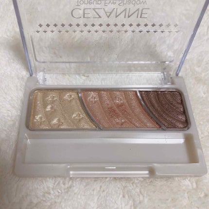 トーンアップアイシャドウ/CEZANNE/アイシャドウパレットを使ったクチコミ(2枚目)