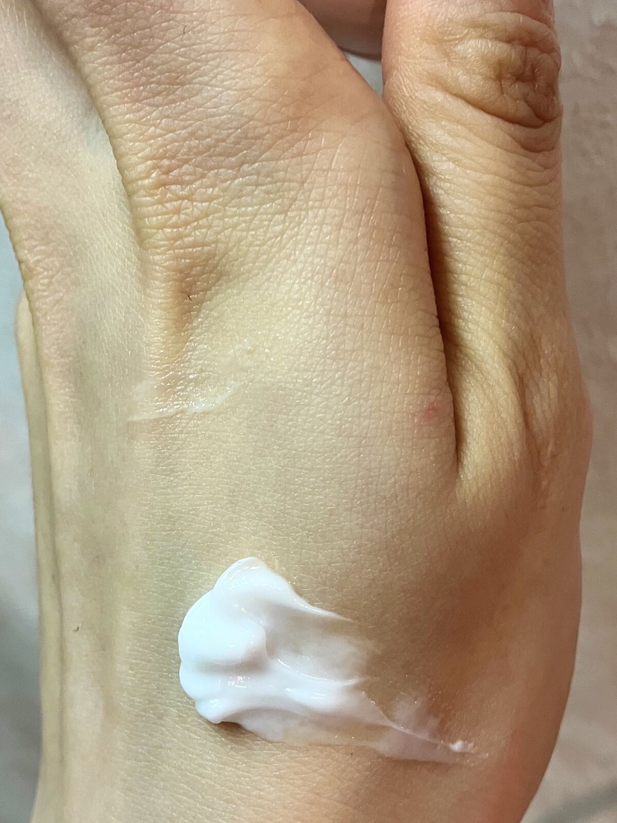 ニベアソフト スキンケアクリーム/ニベア/ボディクリームを使ったクチコミ（2枚目）