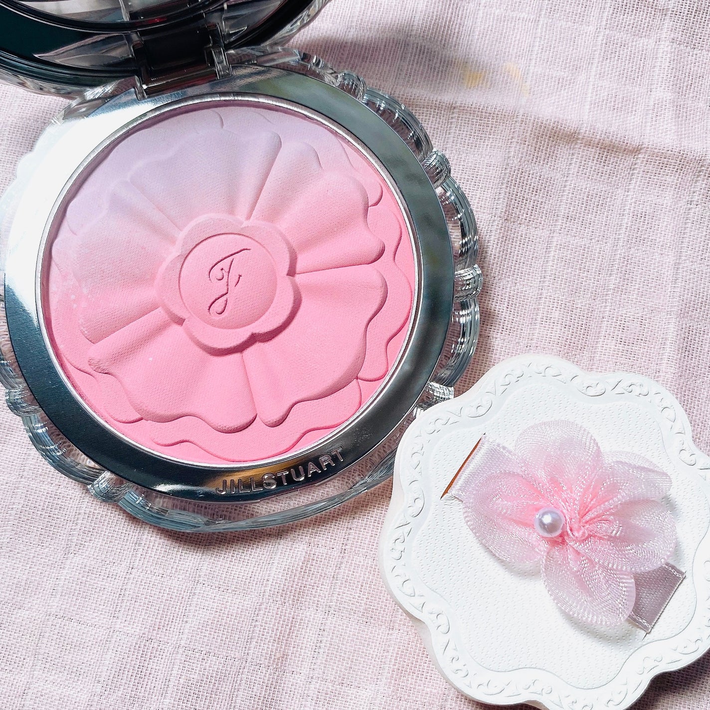 ジルスチュアート パステルペタル ブラッシュ/JILL STUART/パウダーチークを使ったクチコミ(7枚目)