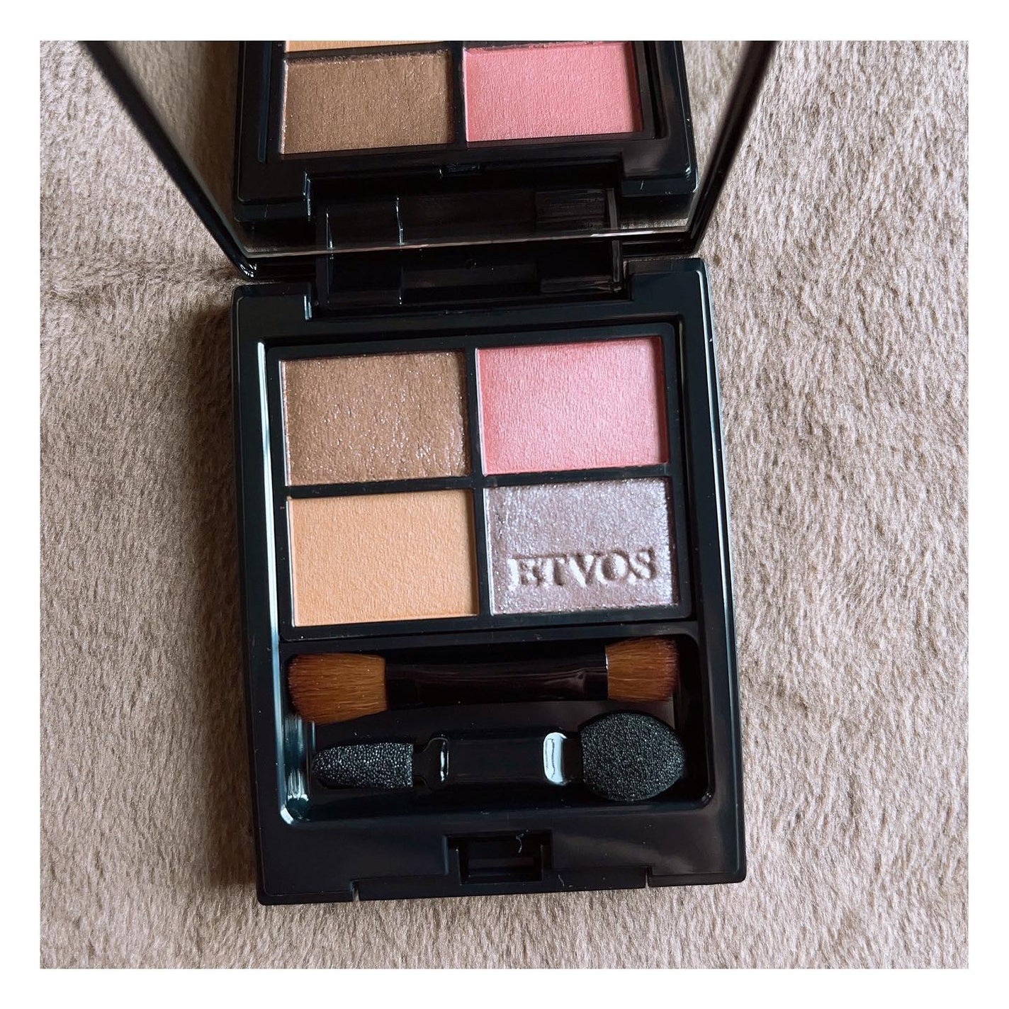 ミネラルクラッシィシャドー/エトヴォス/アイシャドウパレットを使ったクチコミ(2枚目)