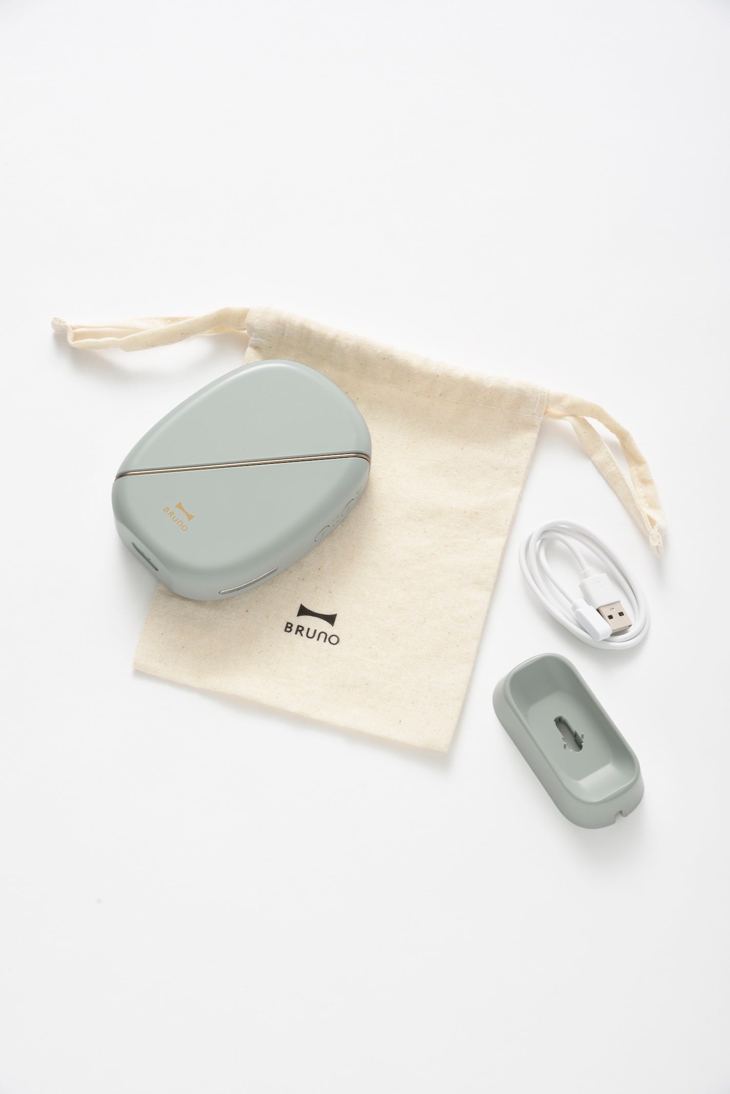 温冷 EMS フェイシャルリフト BRUNO