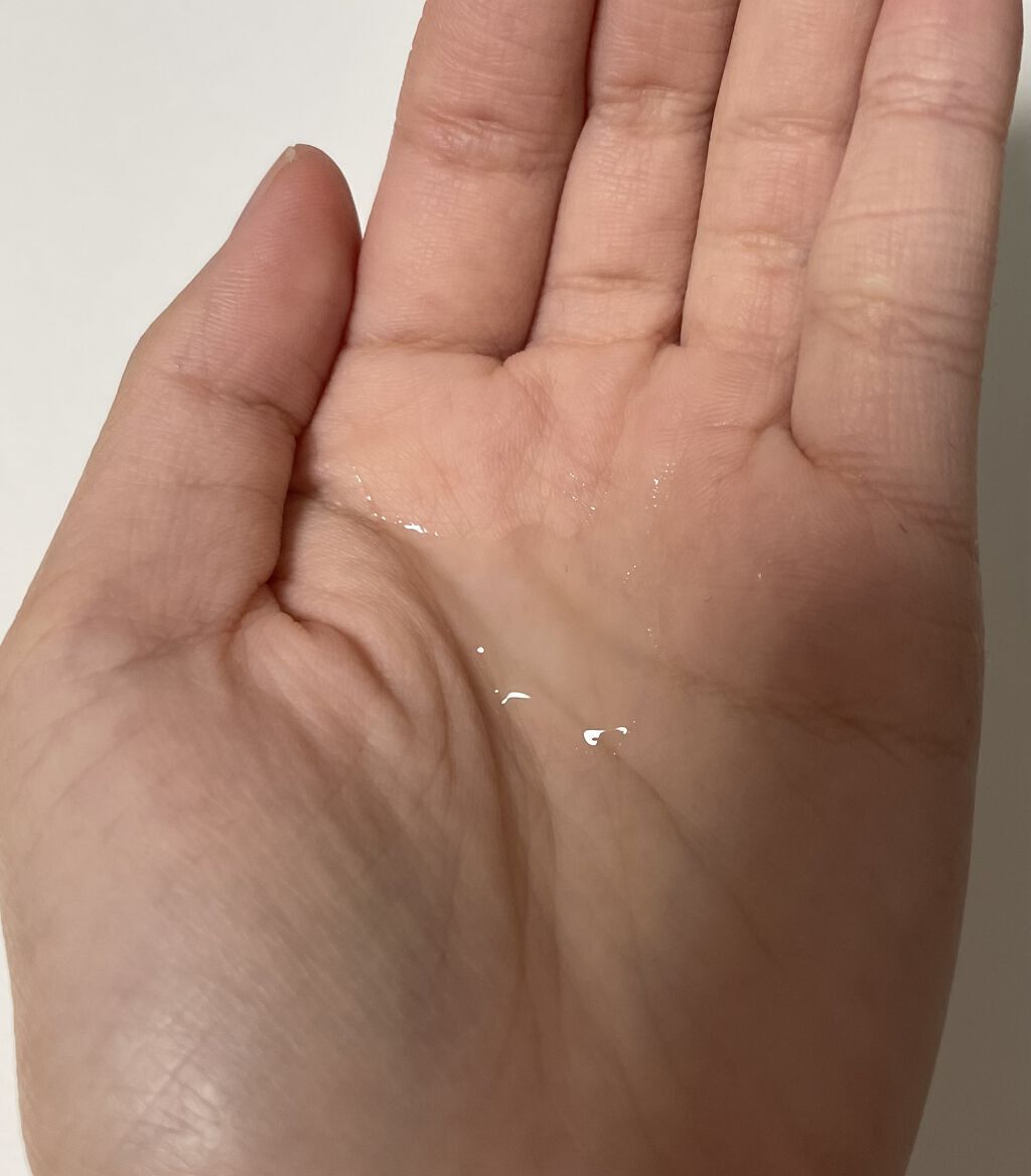 ALBION アンフィネス ダーマ パンプ ローションのクチコミ「サンプル使っただけで分かる良さ。さらさらなのに少量でしっかり潤う！！


ALBION　アンフ.....」（3枚目）