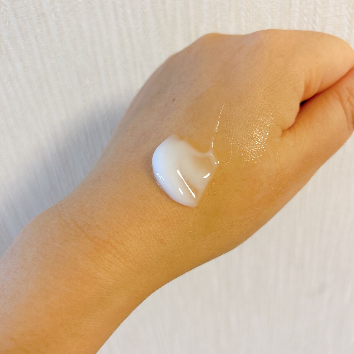 DHCルクスミー 薬用ホワイトニング ジェル/DHC/オールインワン化粧品を使ったクチコミ(2枚目)