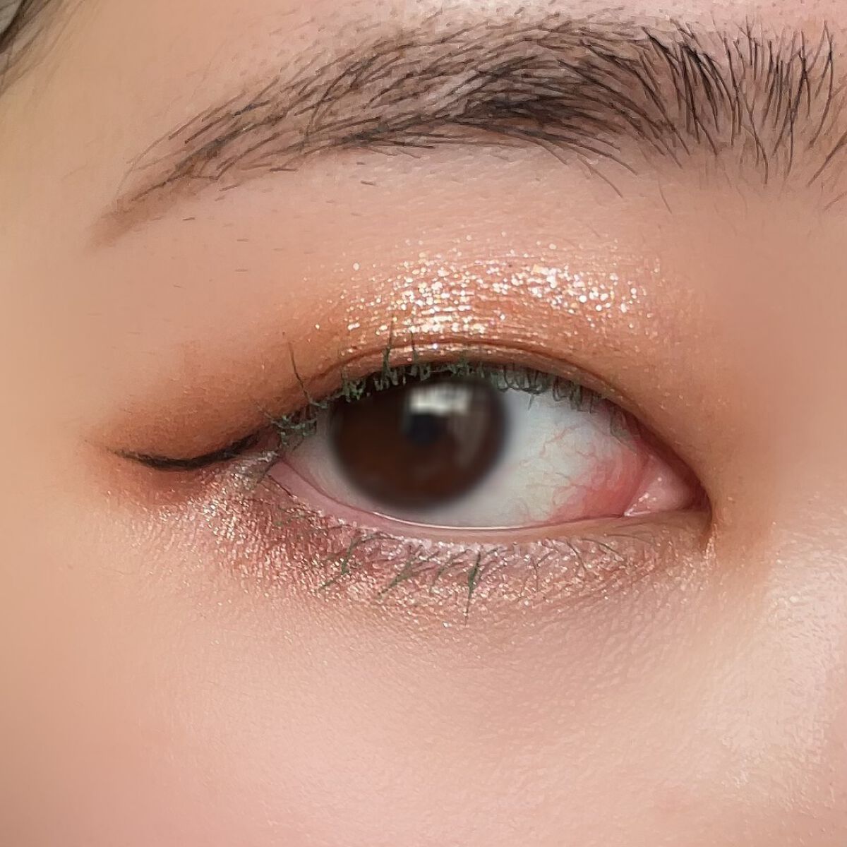 16CANDY ROCK PEAEL POWDER ハニーキャンディー/16BRAND/単色アイシャドウを使ったクチコミ（3枚目）