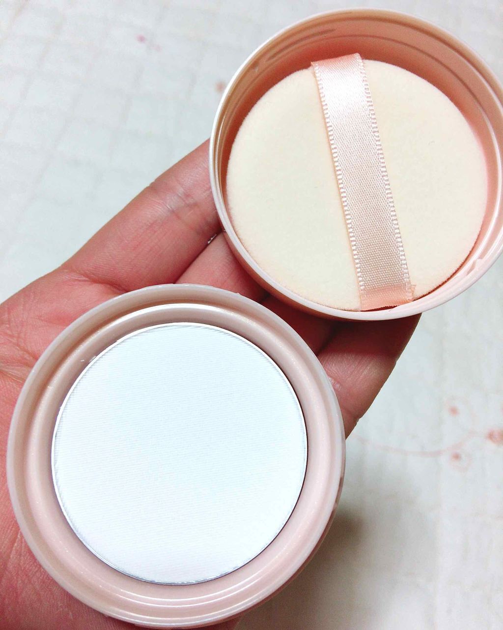 アクメディカ 薬用 フェイスパウダー クリア/ナリスアップ/パウダーファンデーションを使ったクチコミ（3枚目）