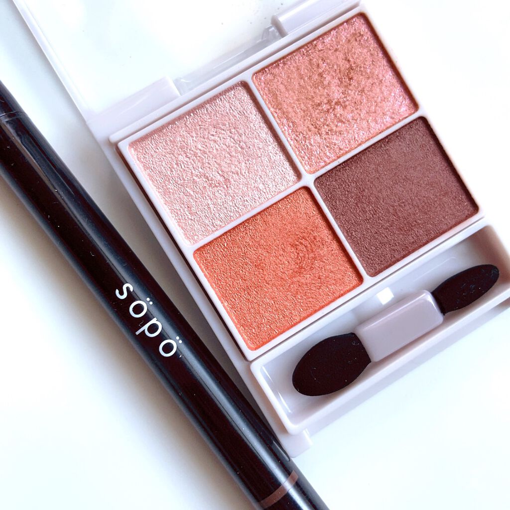 シルキースフレアイズ/キャンメイク/アイシャドウパレットを使ったクチコミ(3枚目)