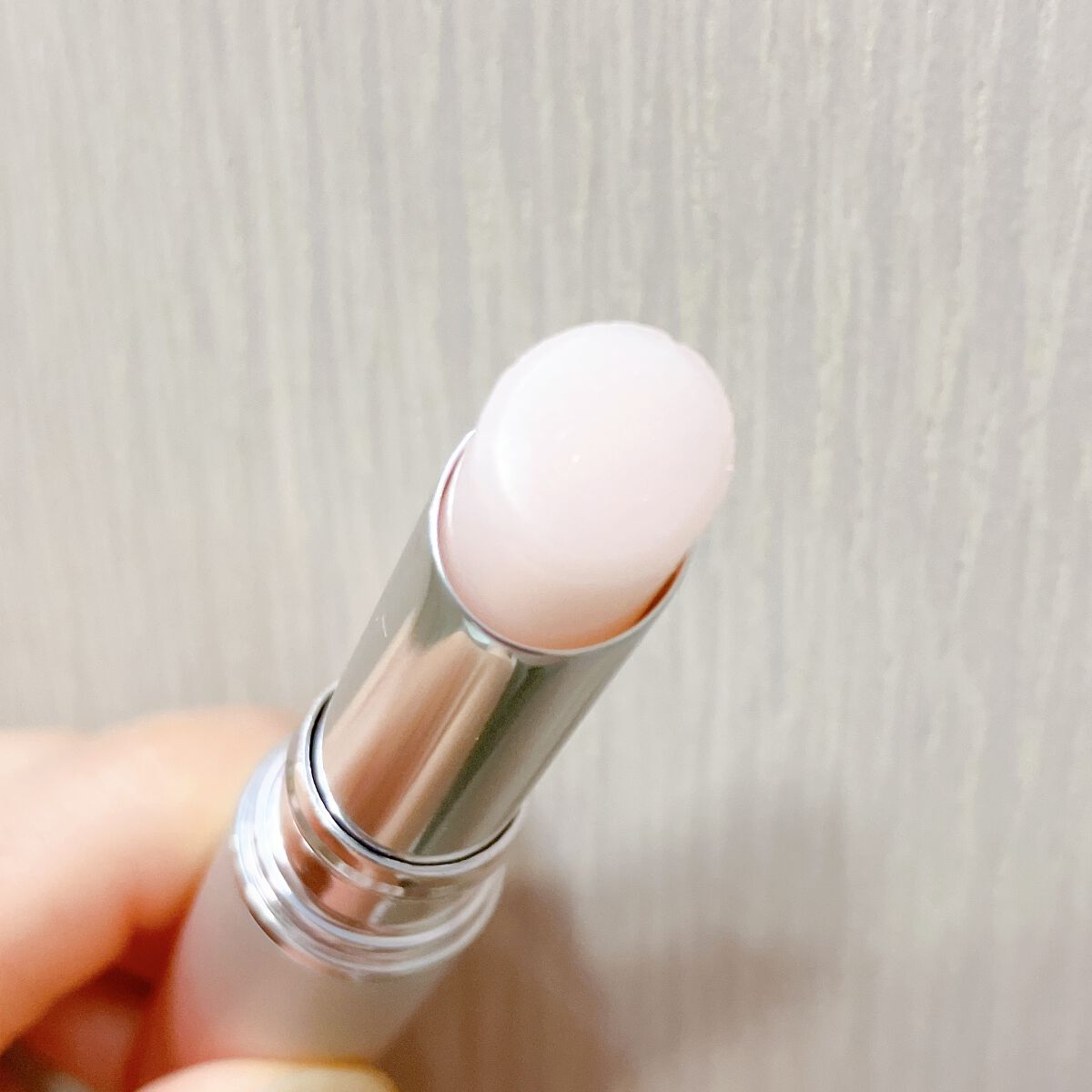 サクラヴェールリップ/パラドゥ/リップクリームを使ったクチコミ(2枚目)