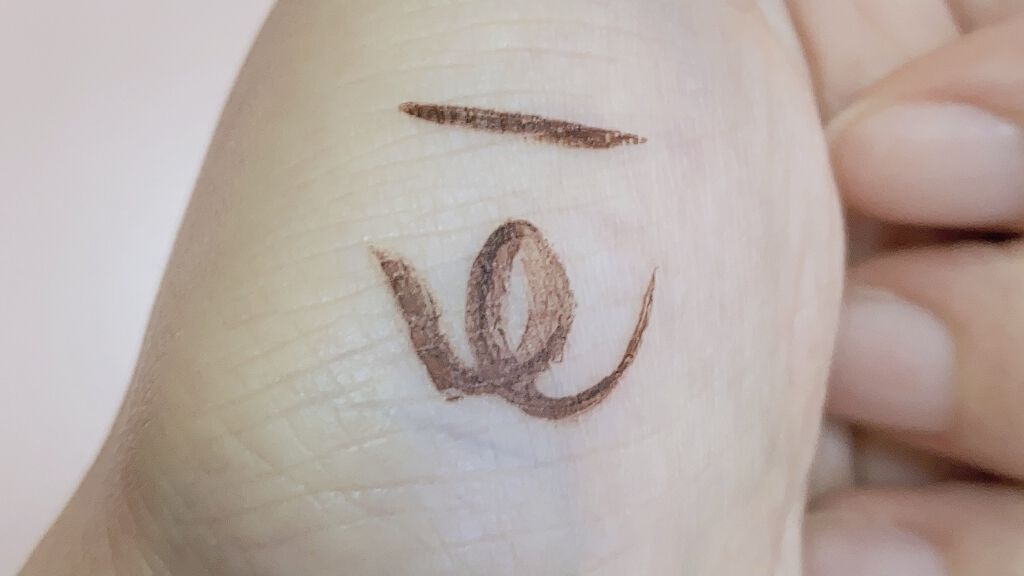 スーパーキープ リキッドライナー BR690/インテグレート/リキッドアイライナーを使ったクチコミ（2枚目）