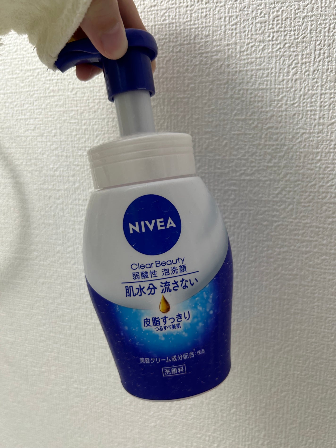 ニベア クリアビューティー弱酸性泡洗顔 皮脂すっきり/ニベア/泡洗顔を使ったクチコミ(1枚目)