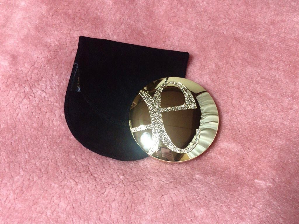 ラ プードル オートニュアンス/Elégance/プレストパウダーを使ったクチコミ(1枚目)