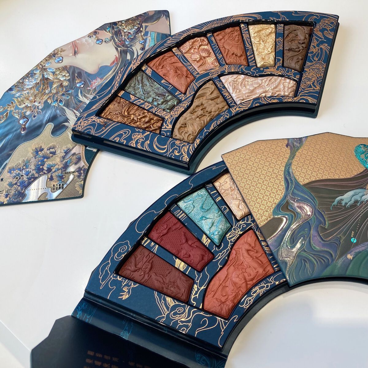 洛神賦アイシャドウパレット/花西子/マルチパレットを使ったクチコミ（1枚目）