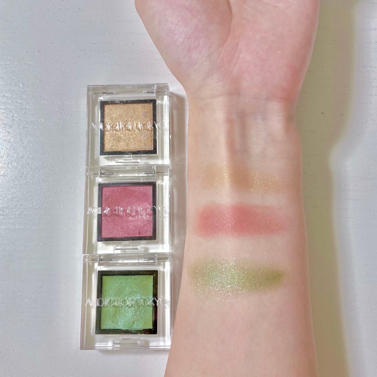アディクション ザ アイシャドウ スパークル/ADDICTION/単色アイシャドウを使ったクチコミ(2枚目)