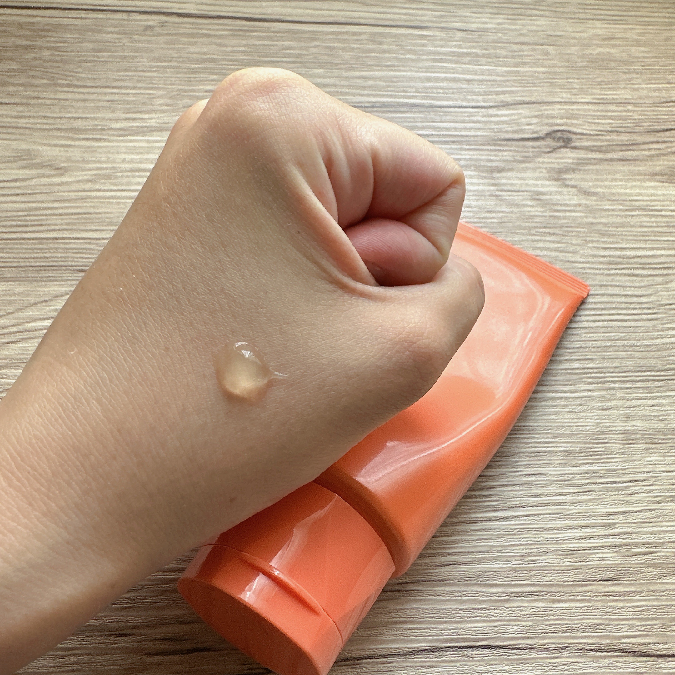 エスト クラリファイイング ジェル ウォッシュ/est/その他洗顔料を使ったクチコミ（3枚目）