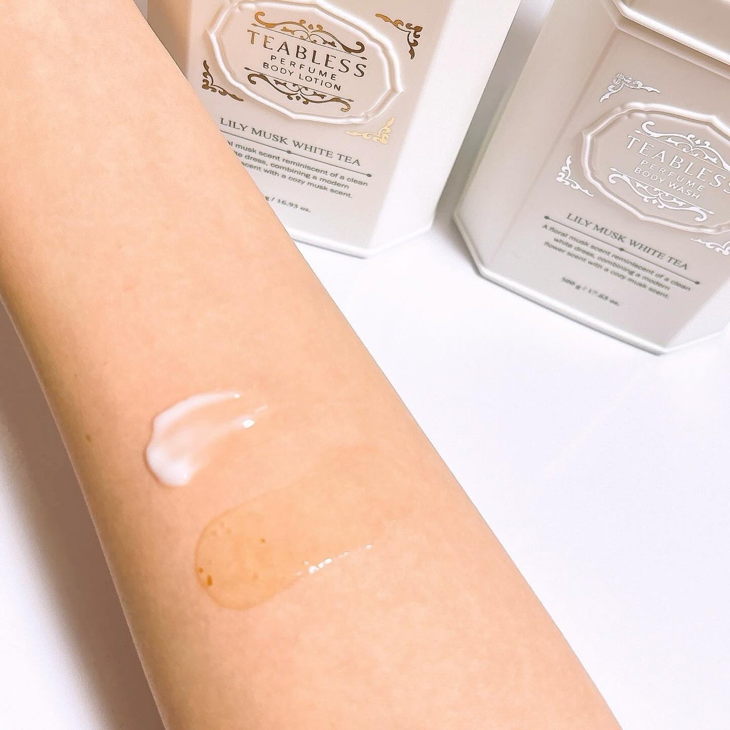 パフュームボディローション リリィムスクホワイトティー/TEABLESS/ボディローションを使ったクチコミ(5枚目)