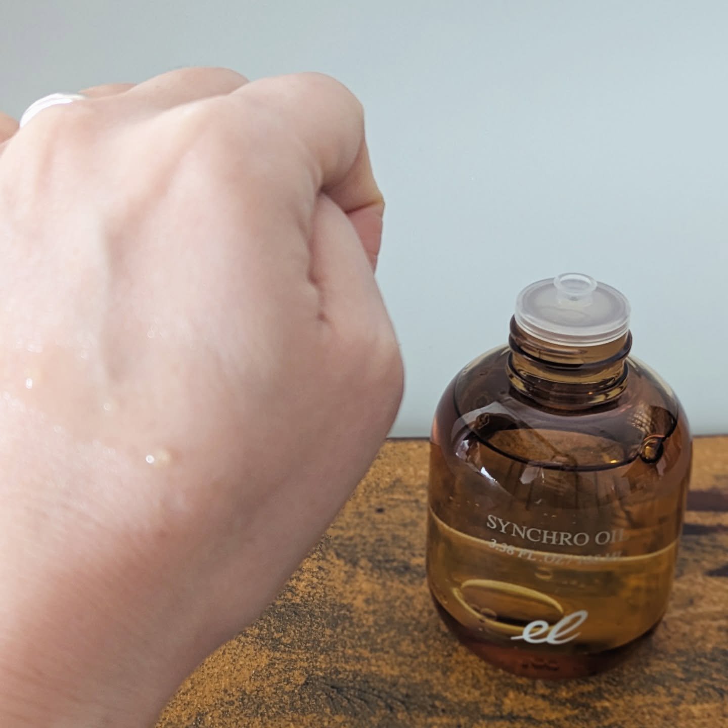 シンクロオイル/ELECTRON/ヘアオイルを使ったクチコミ（2枚目）