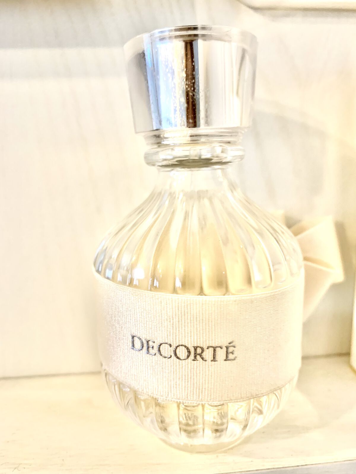 キモノ　キヒン　オードトワレ/DECORTÉ/香水(レディース)を使ったクチコミ（1枚目）