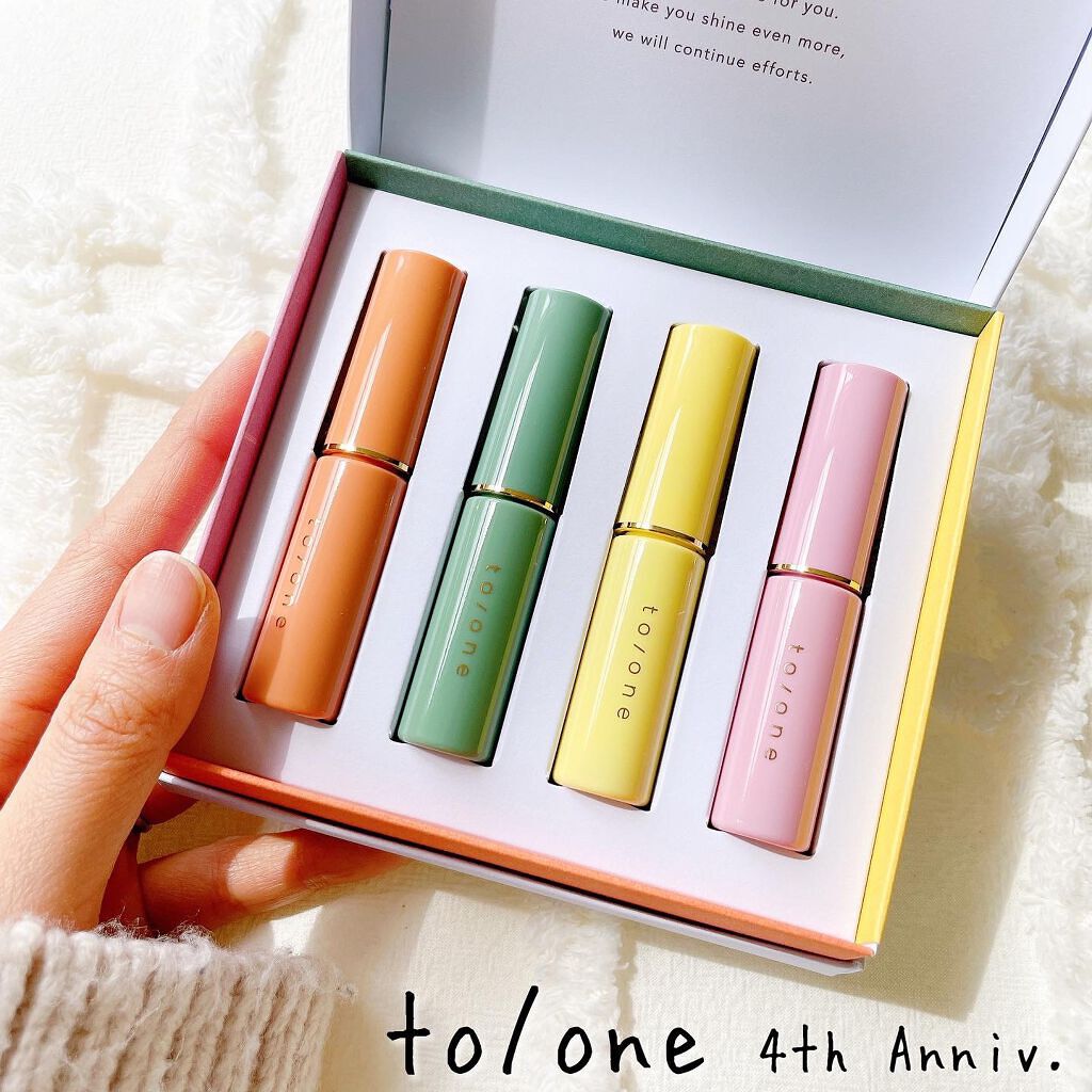 .
\ぜったい買うと決めてたヤーツ🌈/

ずーっとずーっと待ってました♡

日程的に店舗に行くのが難しい日だったから
ぜったいオンラインで‼︎と
正座してスタンバイっ🧎🏼‍♀️✨

3分ほどでオンラインは即完売。

さすがの瞬殺でした