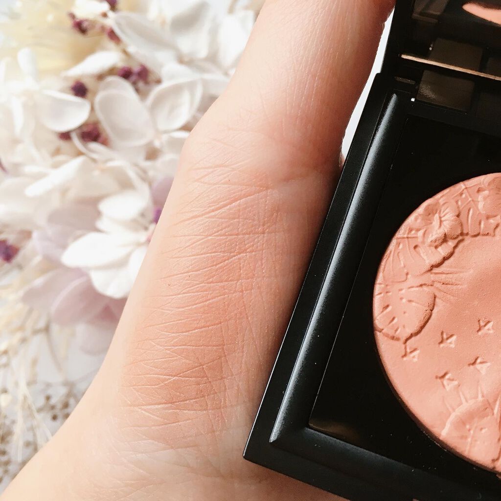 フラロッソ ルーチ ブラッシュ/アスタリフト/パウダーチークを使ったクチコミ（3枚目）