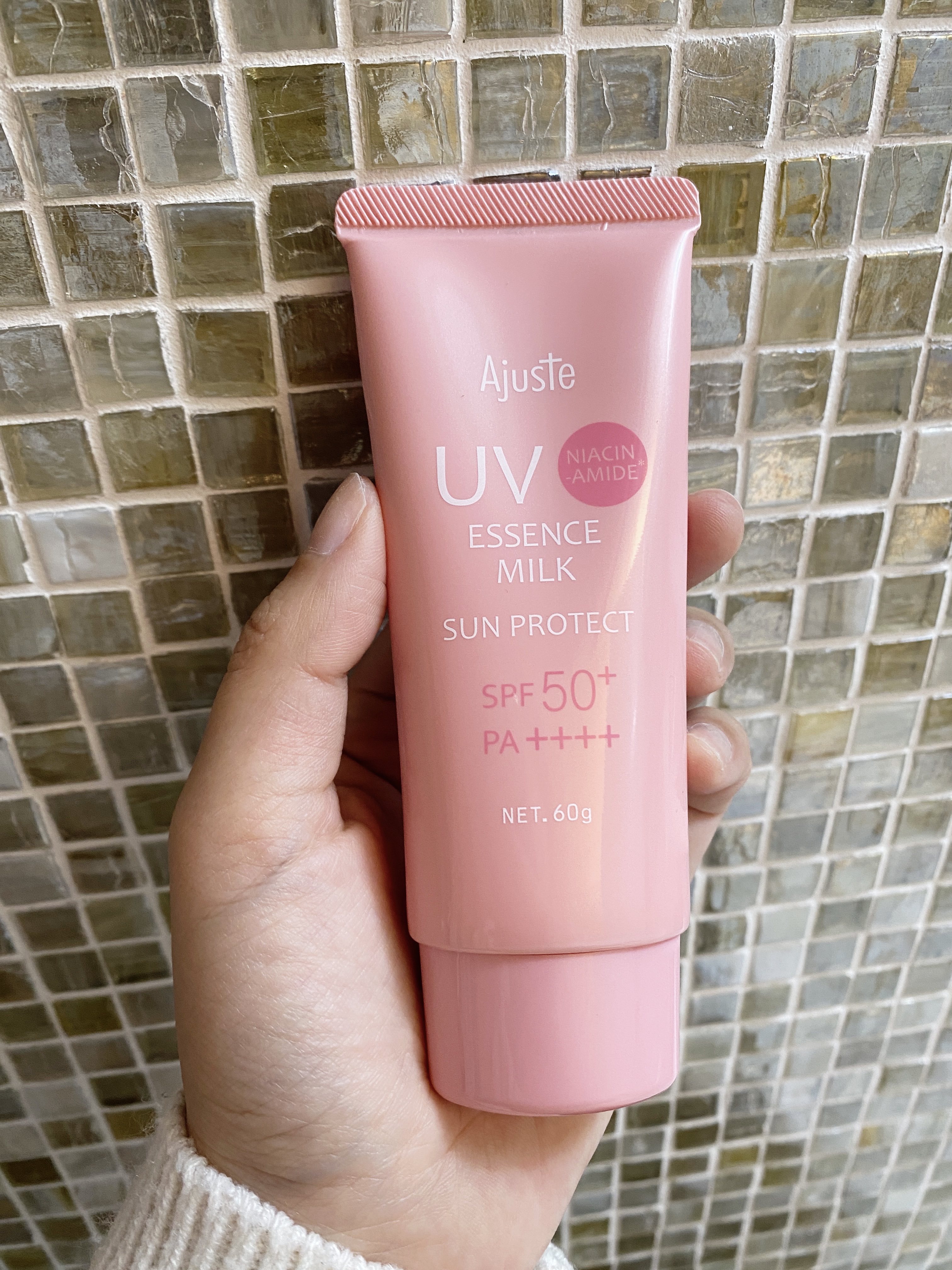 ナイアシンアミド UVミルク/Ajuste(アジャステ)/日焼け止めミルクを使ったクチコミ（1枚目）