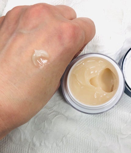 薬用ホワイトニングリペアクリームEX/トランシーノ/フェイスクリームを使ったクチコミ(2枚目)