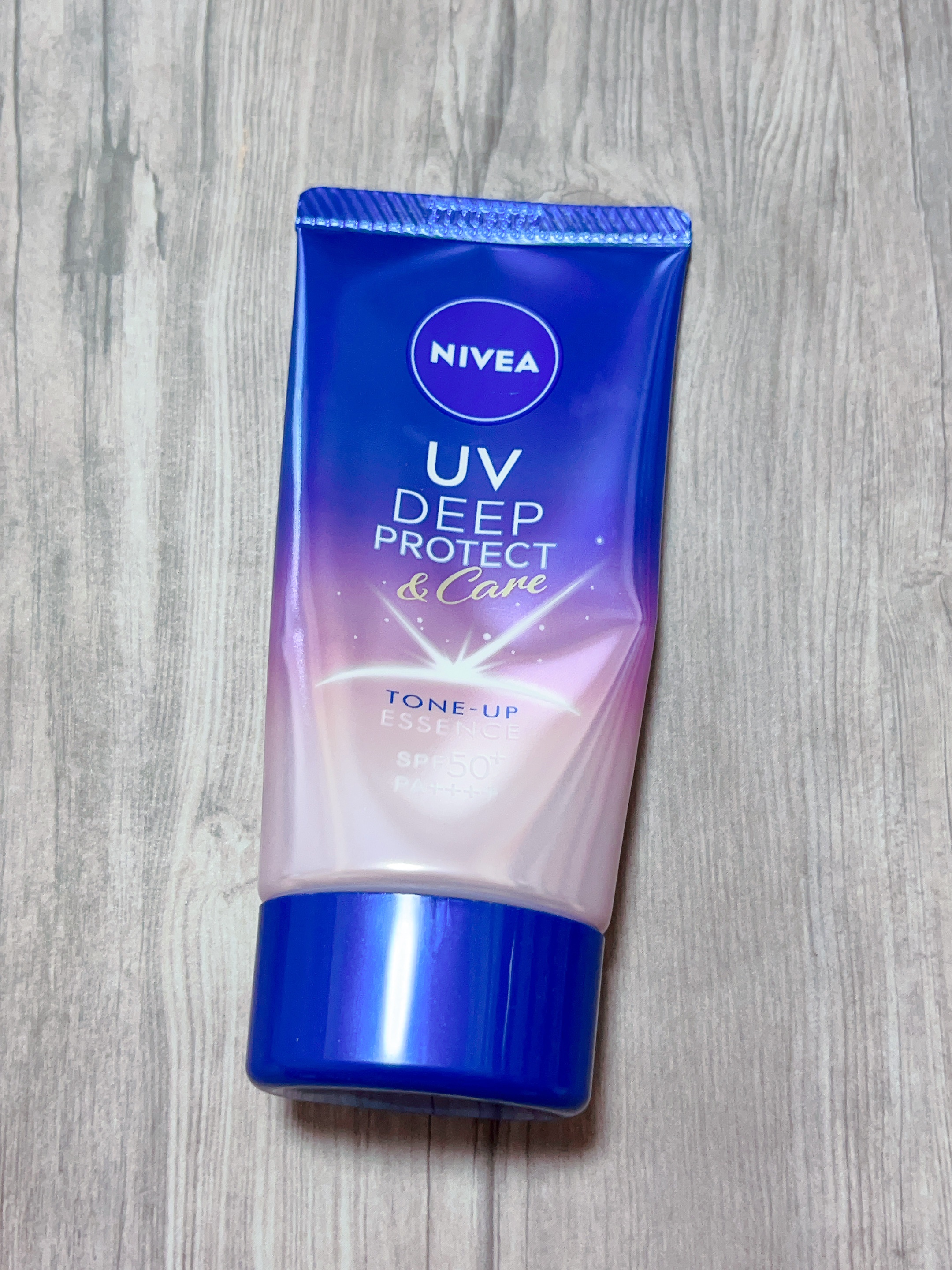 ニベアUV ディープ プロテクト＆ケア トーンアップ エッセンス/ニベア/日焼け止めローションを使ったクチコミ（1枚目）