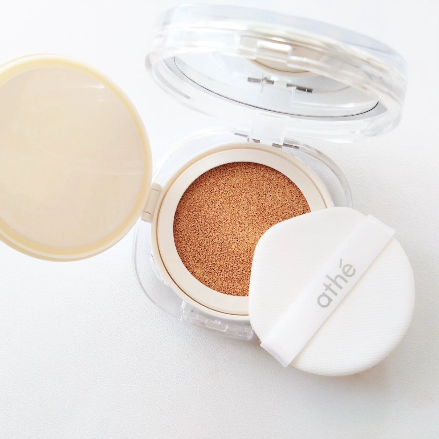 グレーズ ウォータリング クッション/athé/クッションファンデーションを使ったクチコミ(3枚目)