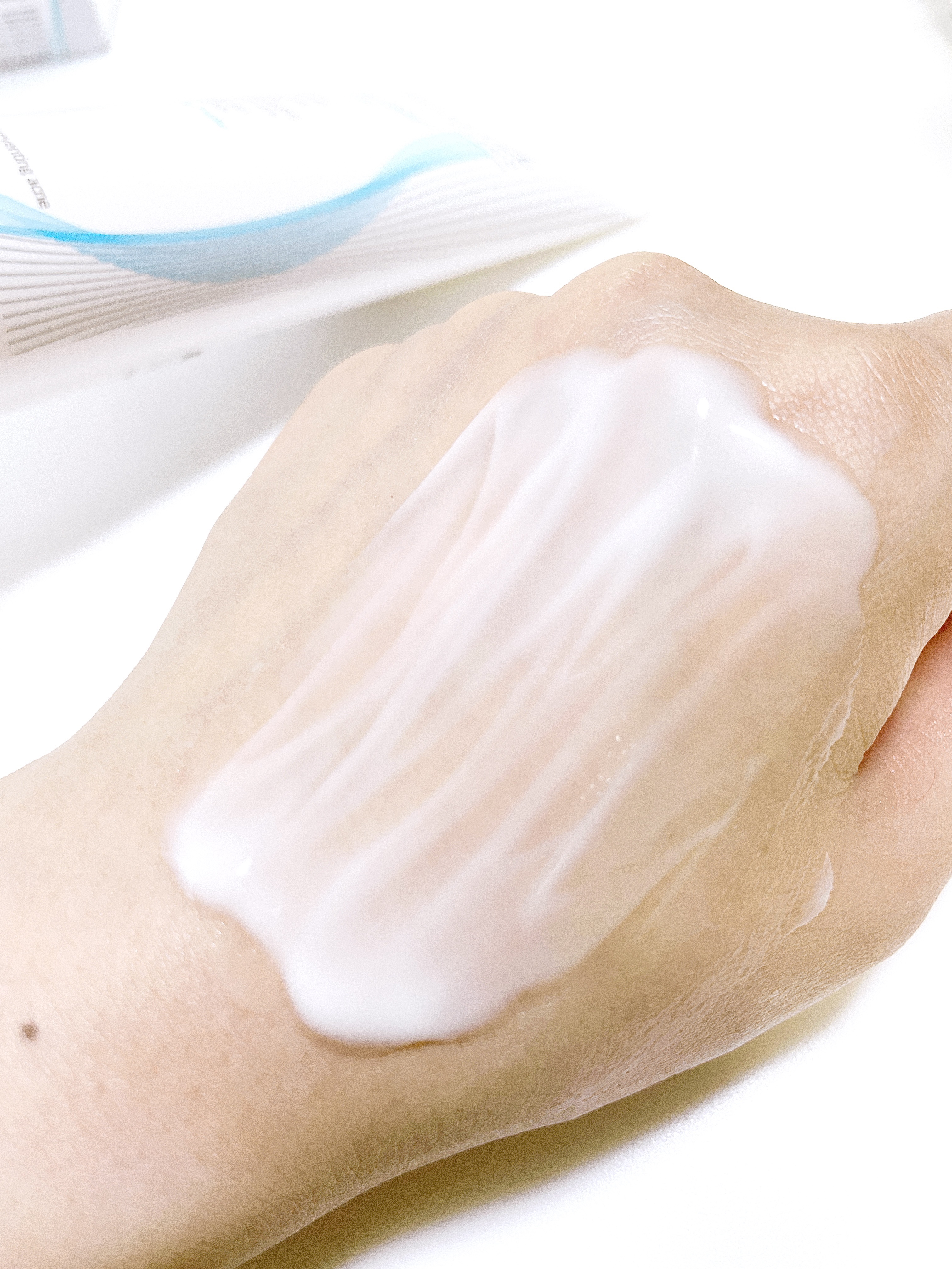 アクネケア クリアリング フェイシャル ゲル/PHYSIOGEL/フェイスクリームを使ったクチコミ（3枚目）