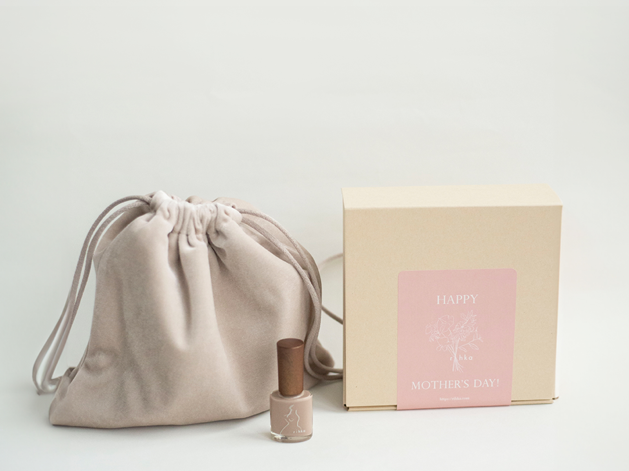 rihka la vie petite bag & nail polish set