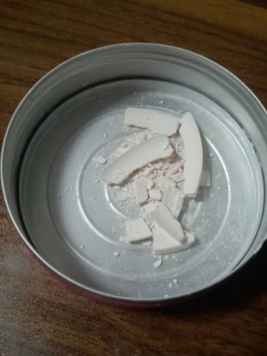 すっぴんパウダー/クラブ/プレストパウダーを使ったクチコミ（1枚目）