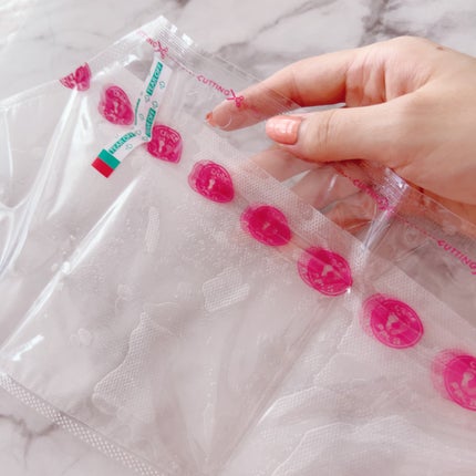 あしやすめ 足裏角質ケアパック/鎌倉ライフ/レッグ・フットケアを使ったクチコミ(4枚目)