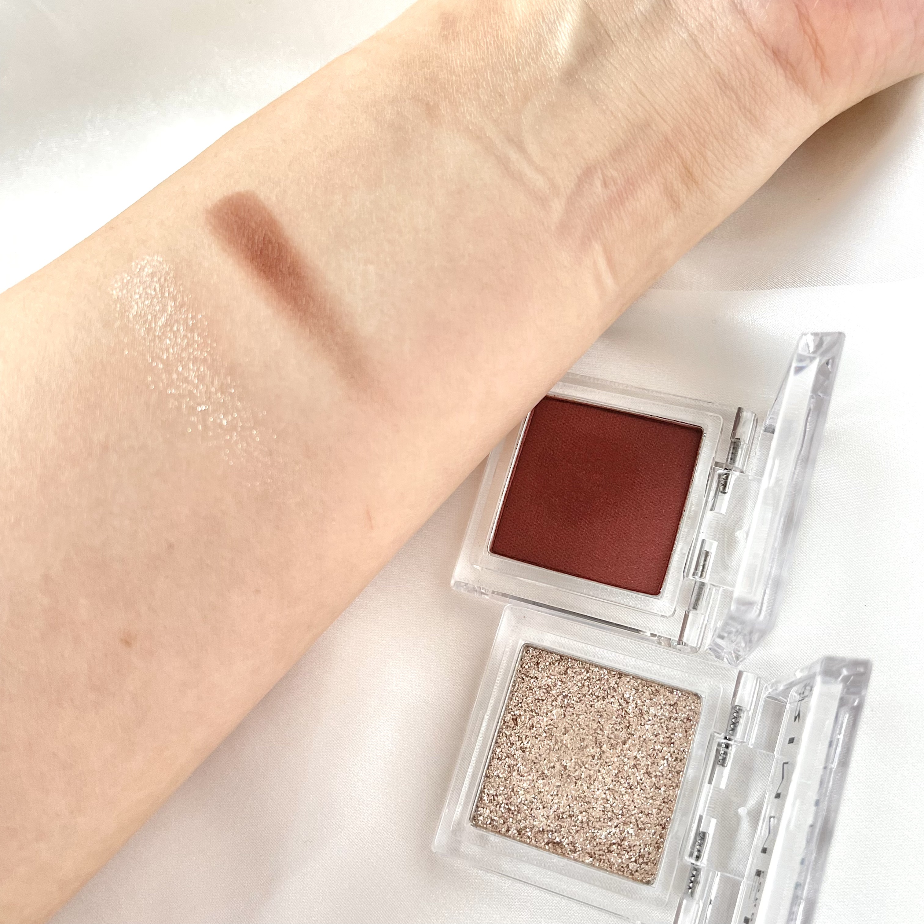 ワンダー キューブ アイシャドウ パール/リンメル ロンドン/単色アイシャドウを使ったクチコミ（2枚目）