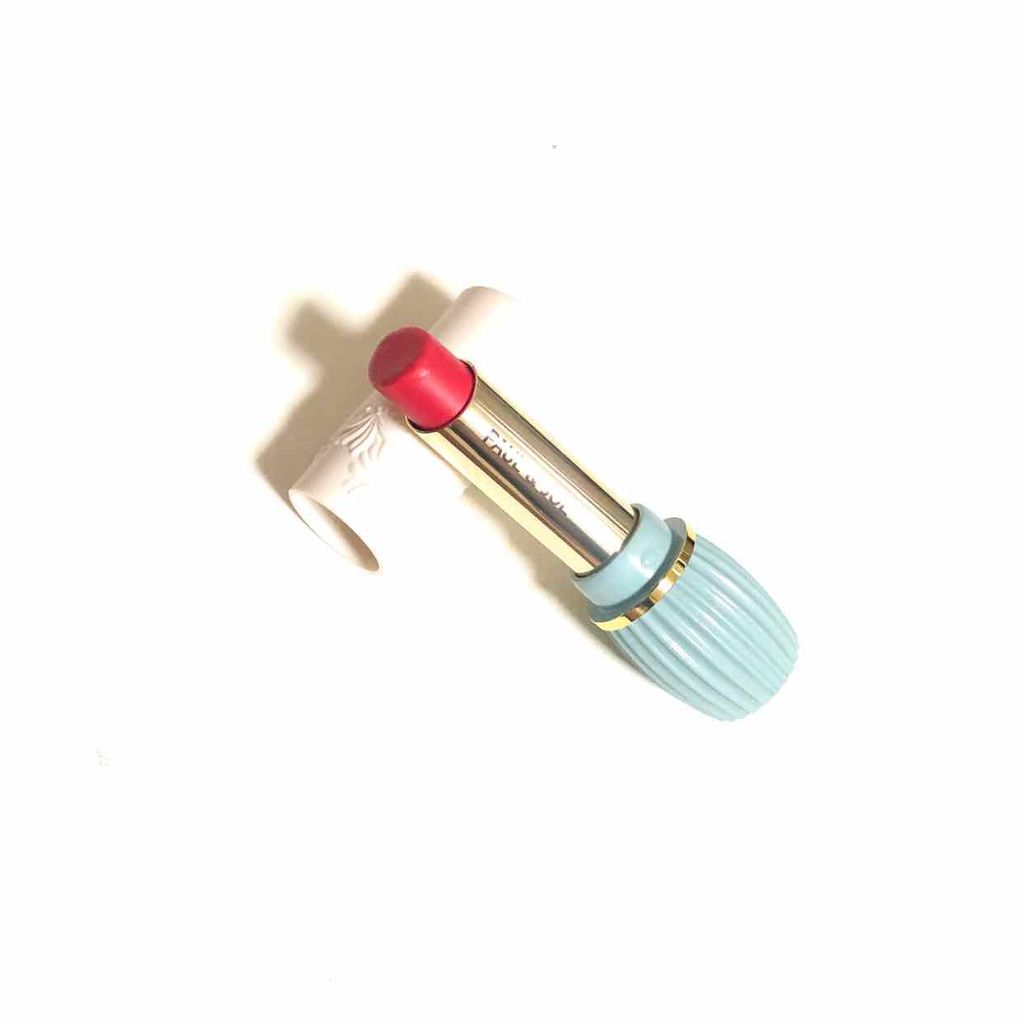 


📌 ポール＆ジョー リップスティックN 202
👛 ¥3,240

持ち △ 割とすぐ落ちちゃう(★3の理由)
発色 ○ 色みの割にナチュラルだから馴染む！
色味 ◎ 雑誌に載ってて可愛すぎて一目惚れ❤︎絶妙な赤みオレンジ
質感 