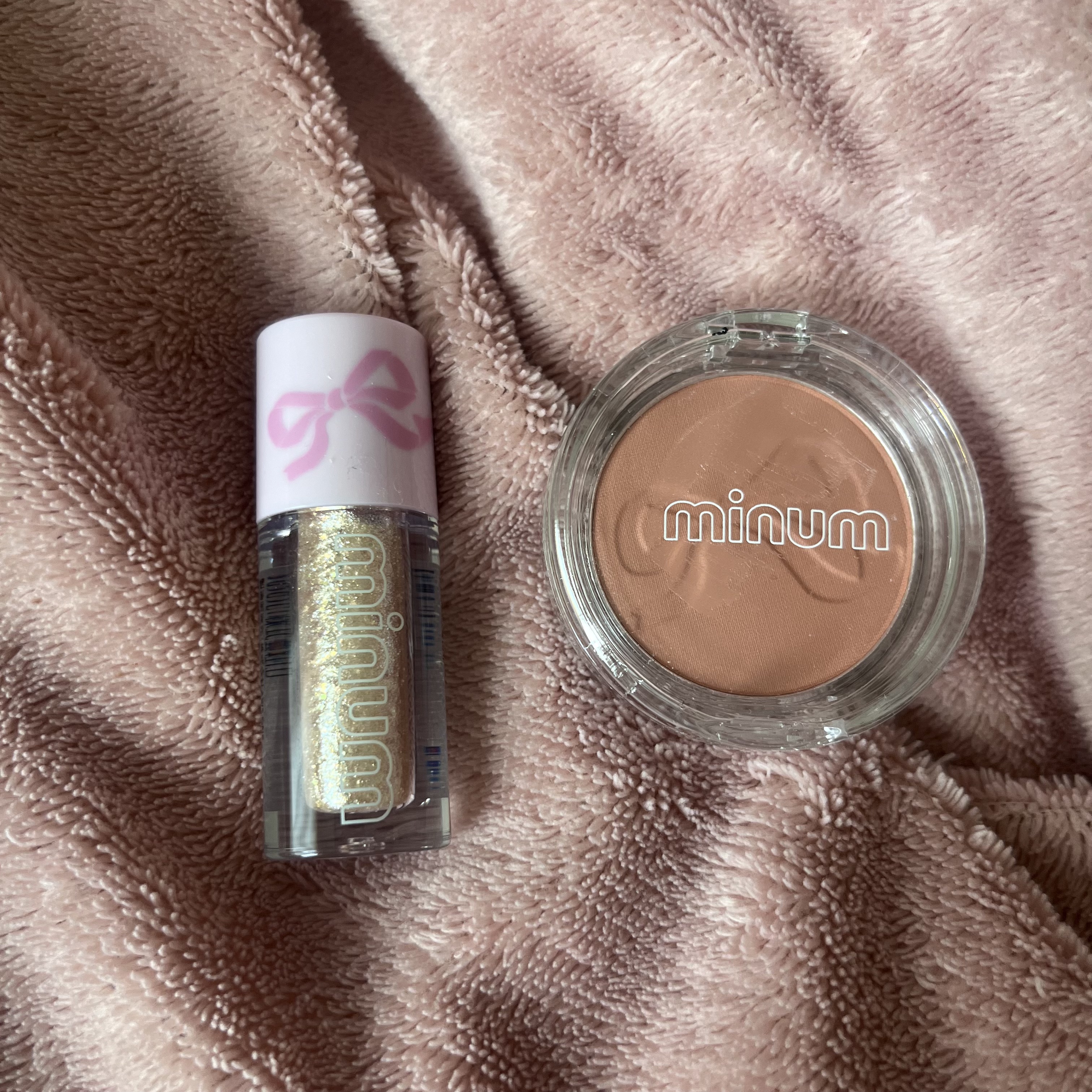 ミニュム リボンパウダーチーク 02 コーラルオレンジ/minum/パウダーチークを使ったクチコミ（1枚目）