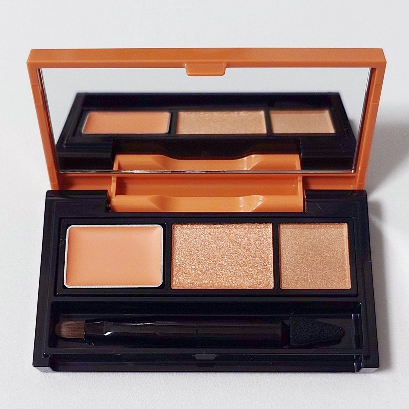 アンダーアイファインダー/KATE/パレットコンシーラーを使ったクチコミ(2枚目)