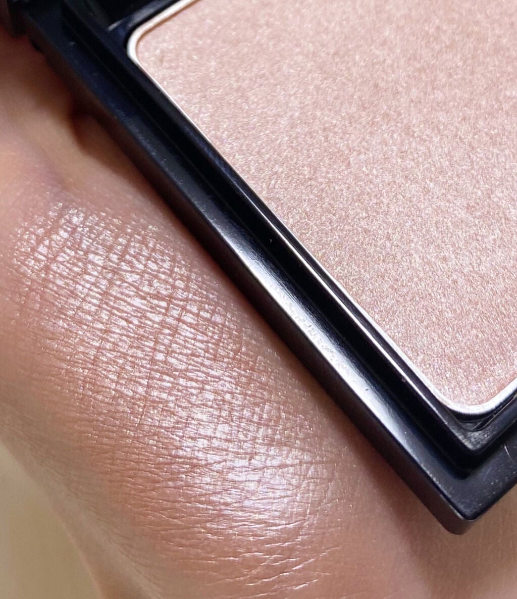 &be ルミナイジングパウダー/&be/パウダーハイライトを使ったクチコミ(2枚目)