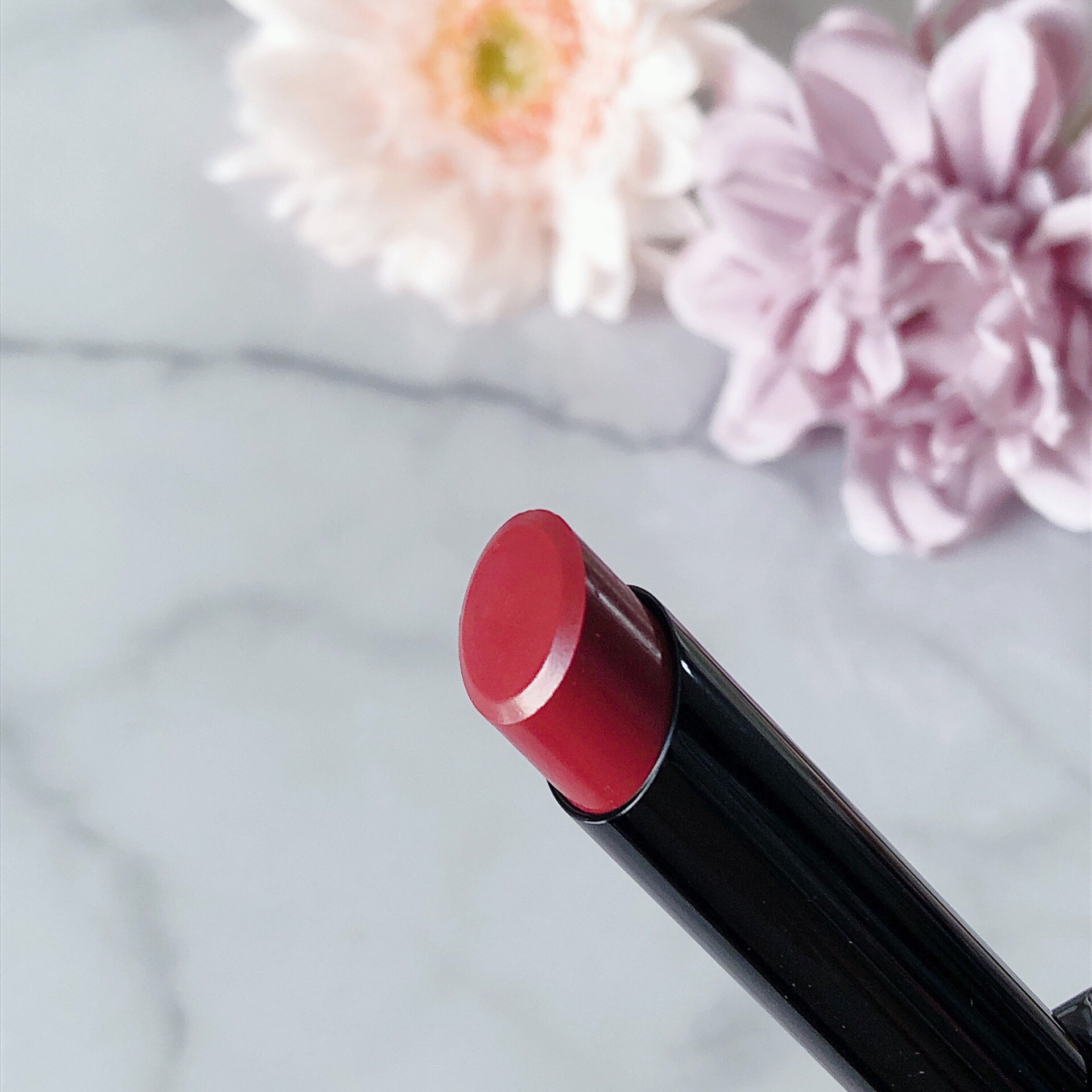 ケイト リップモンスター 107 紅折り紙の願い(限定色)/KATE/口紅を使ったクチコミ（2枚目）