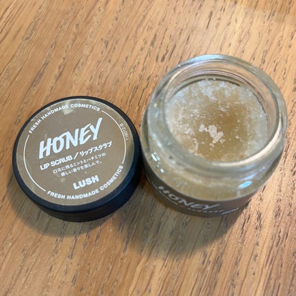 ミツバチ リップスクラブ/ラッシュ/リップスクラブを使ったクチコミ(1枚目)