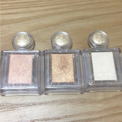 シャドーカスタマイズ/MAJOLICA MAJORCA/単色アイシャドウを使ったクチコミ(1枚目)