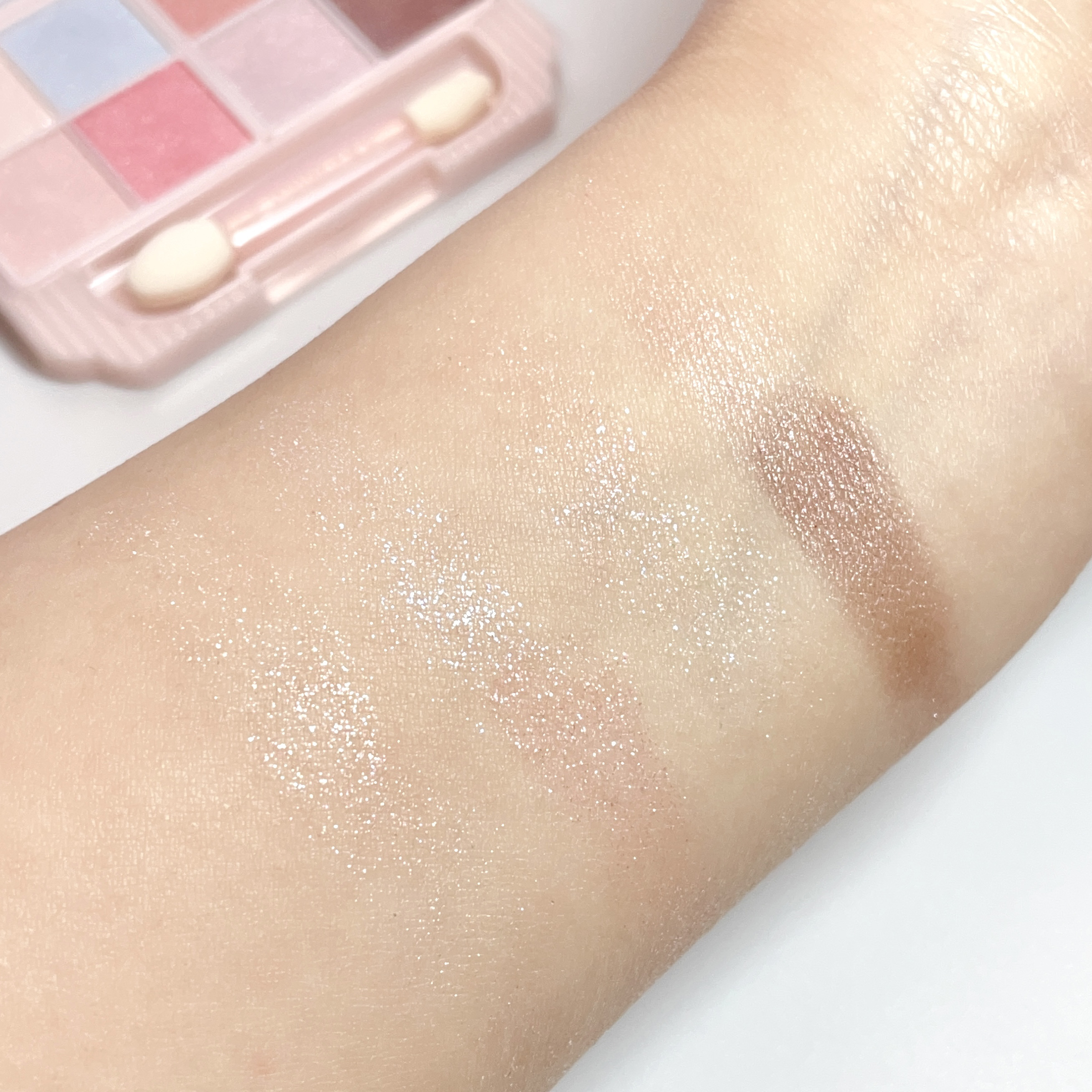 プティパレットアイズ（スパークリングタイプ）/キャンメイク/アイシャドウを使ったクチコミ（3枚目）