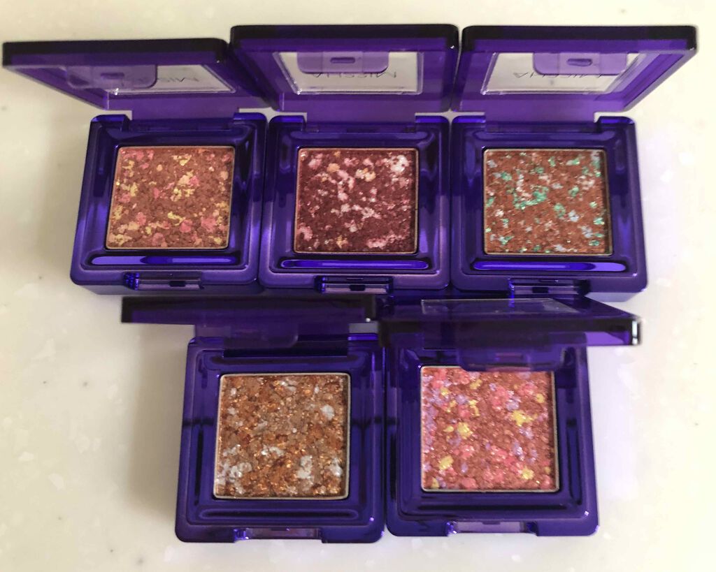 グリッタープリズム シャドウ/MISSHA/グリッターを使ったクチコミ(1枚目)