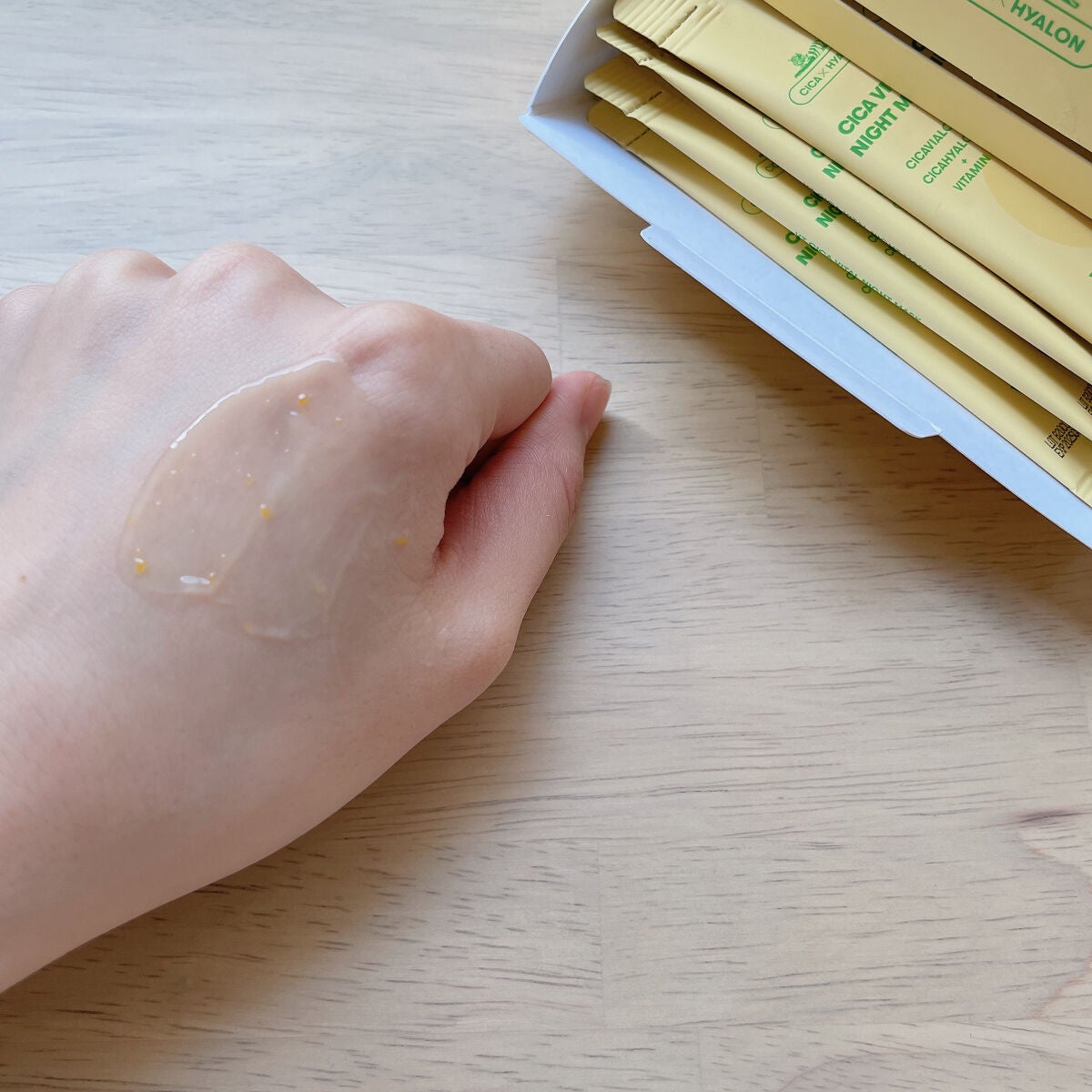 シカ バイタルナイトマスク/VT/フェイスクリームを使ったクチコミ(3枚目)