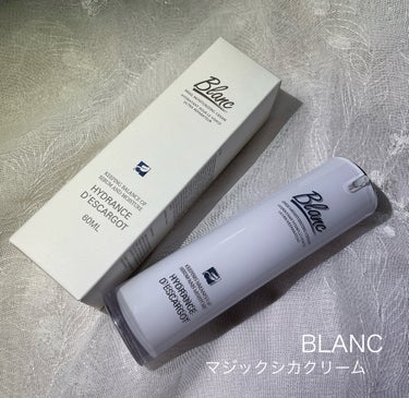 
＼ニキビ跡の救世主！／


BLANC
マジックシカクリーム   60ml


ブランド様より商品を提供して頂きました🙇‍♀️


ニキビ＆ニキビ跡に有効な成分にプラスして
美白特許成分、
カタツムリ